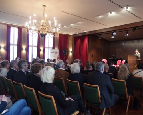 Über 70 Gäste kamen zur Jubiläumsveranstaltung „5 Jahre Hamburger Bündnis für Wohnstifte“ am 13.11.2024