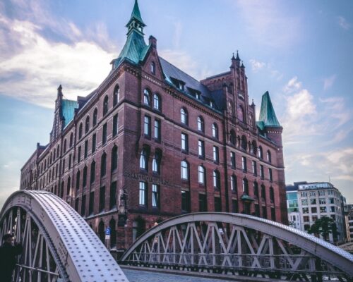 Projekt-Block H in der Hamburger Speicherstadt: Ein ganzheitliches Nachhaltigkeitskonzept soll aus diesem Block einen vielfältig nutzbaren Energieerzeuger und Energiespeicher machen, Foto: HHLA/Oliver Bock
