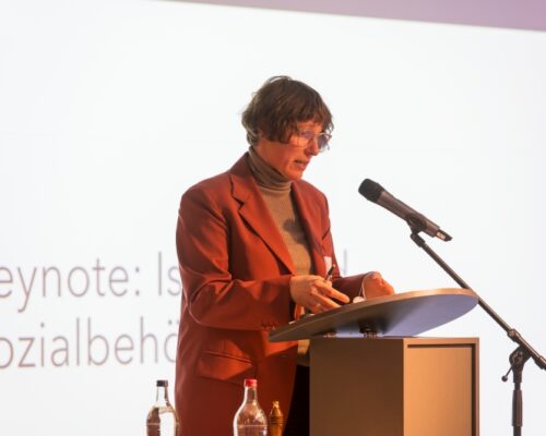2025_00_16 B1_kk Isabel Said von der Hamburger Sozialbehörde bekräftigt, eine Landesstrategie gegen Einsamkeit auf den Weg zu bringen. Fotos: Maik Carstensen / Bergedorf-Bille