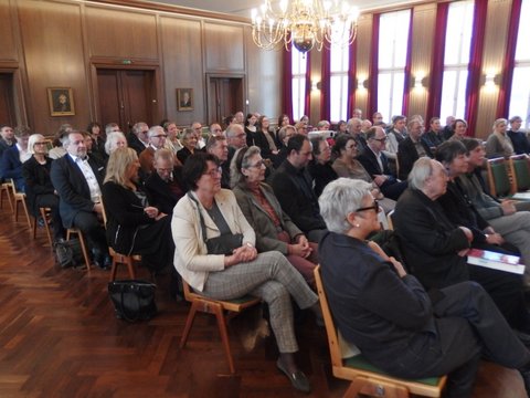 Mehr als 70 Gäste kamen in den Lichtwarksaal der Carl-Toepfer-Stiftung